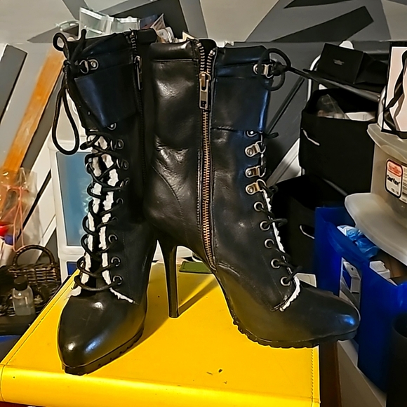 New Designer Aldo Stallion High Heel Combat Boots, Sz 8, Black Genuine Leather - Picture 3 of 12